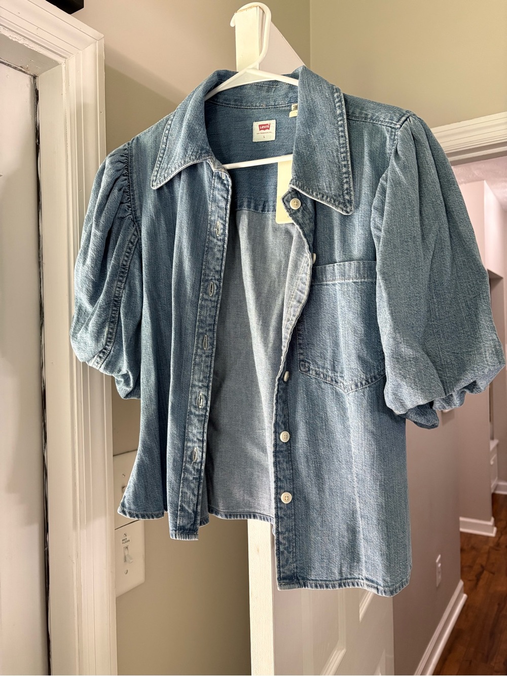 Levi's Light Blue Denim Button-Down Shirt with Puff Sleeves